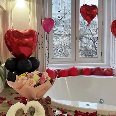 아파트 Vip Jacuzzi Luxury 부다페스트