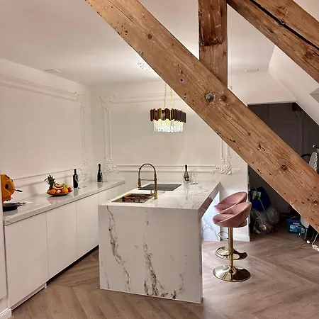 Apartamento Vip Jacuzzi Luxury *