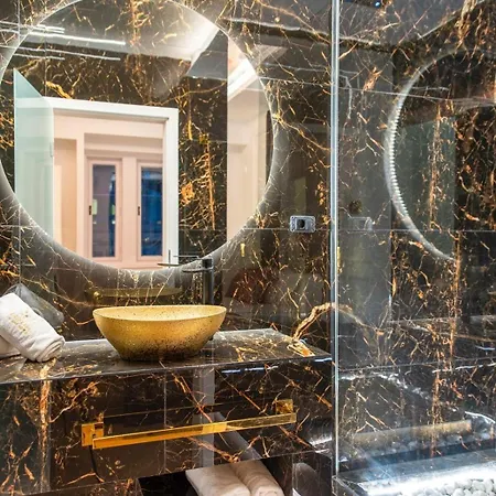 Apartment Vip Jacuzzi Luxury Budapest